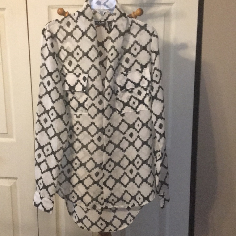 Black and white patterned blouse